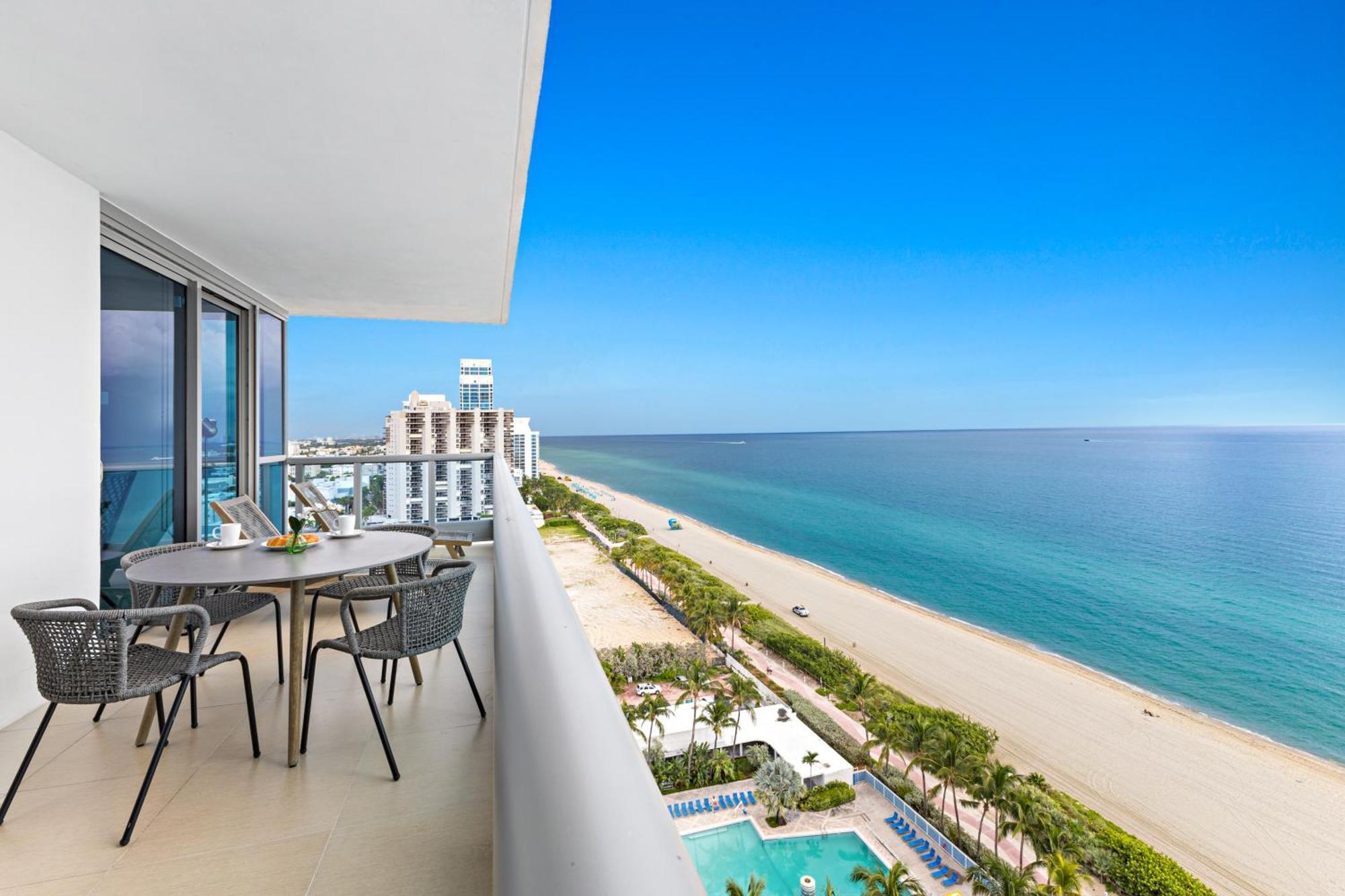 Dharma Home Suites Miami Beach At Monte Carlo المظهر الخارجي الصورة